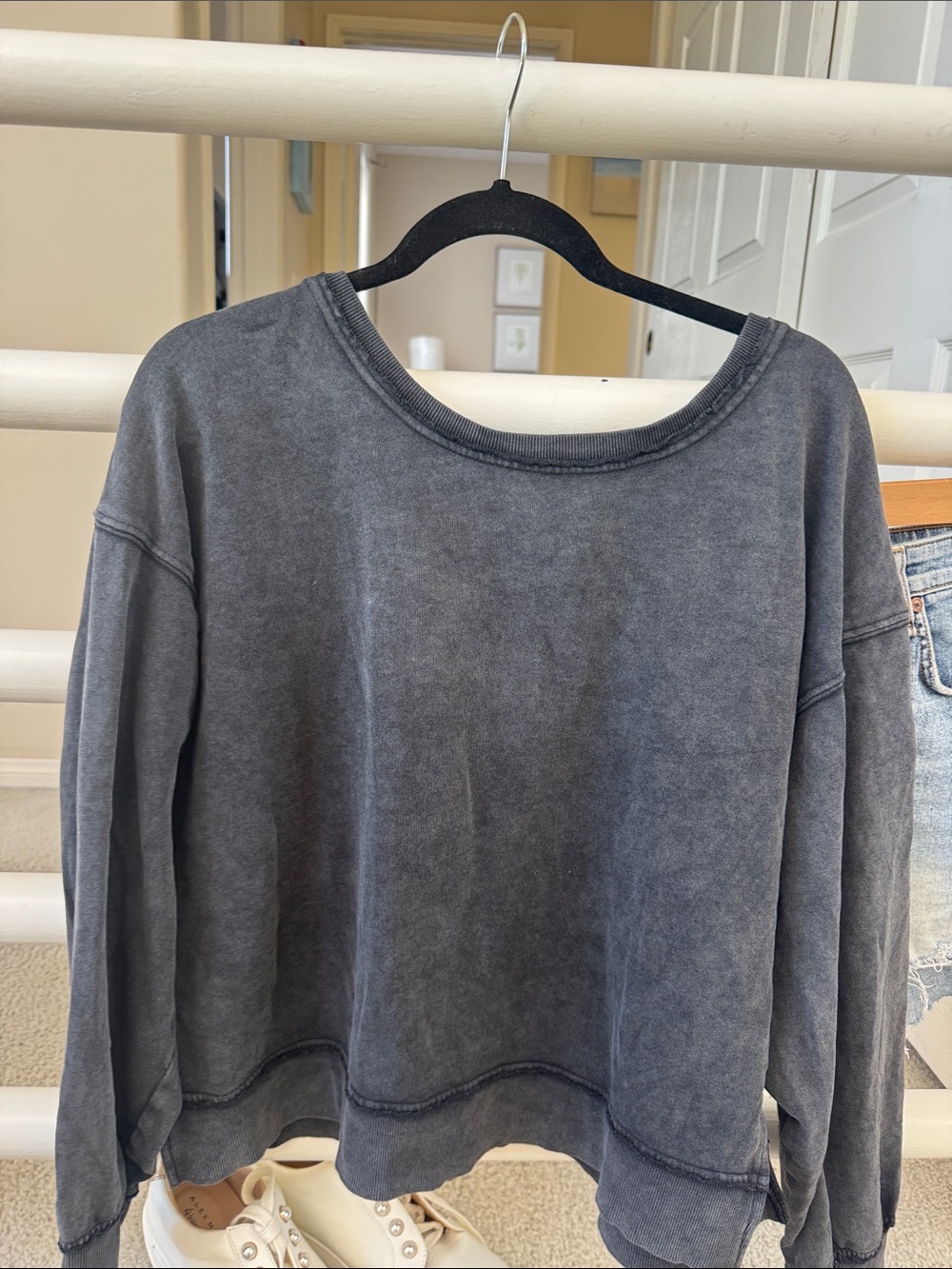 Z Supply Faded Charcoal V-Neck Pullover - Picture 2 of 4